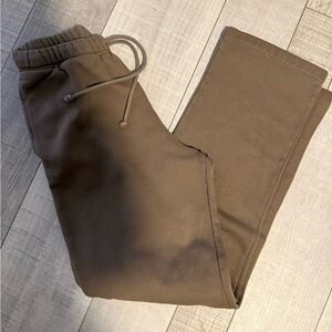 SKIMS women’s  Brown Elastic-Waist straight leg